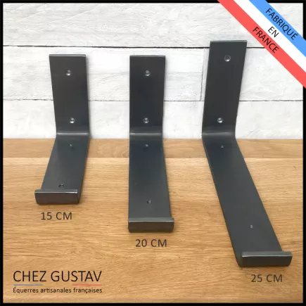 Équerre en acier avec patine noire. Pour étagères de 15, 20 ou 25 cm.