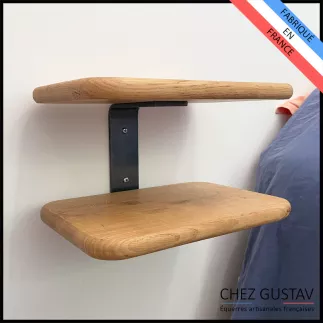 Table de nuit suspendue en chêne design et pratique. Livraison GRATUITE