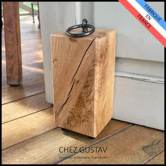 Magnifique butoir de porte en chêne massif, à poser au sol.