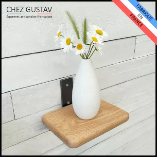 Étagères en chêne massif avec équerre en métal. Plusieurs dimensions.
