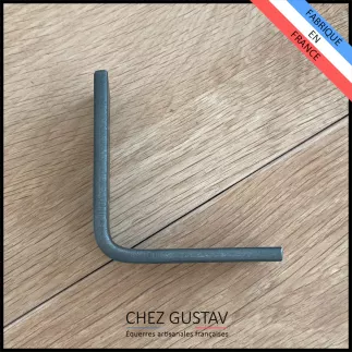 Équerre en métal avec patine noire pour étagère. Plusieurs modèles.