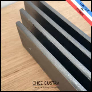 Equerres en métal - Petit prix - Fin de série