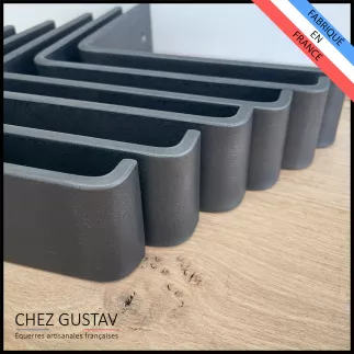 Equerres en métal - Petit prix - Fin de série
